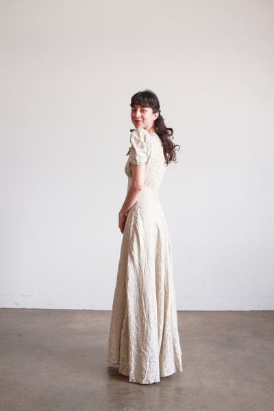 1930s Silver Jacquard Puff Sleeve Lame Dress