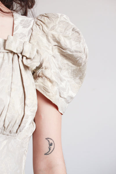 1930s Silver Jacquard Puff Sleeve Lame Dress