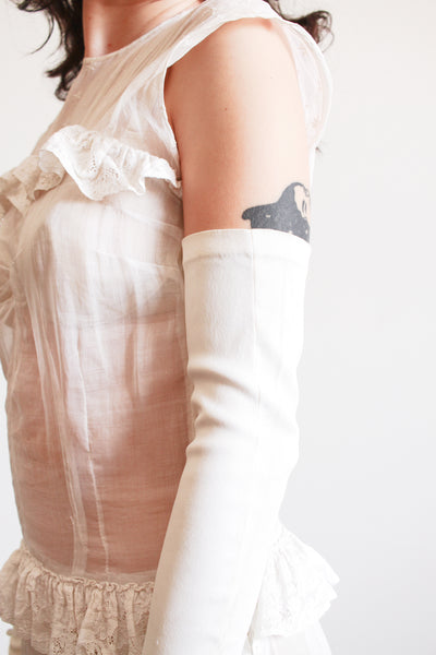 1950s Pearl White Satin Long Gloves