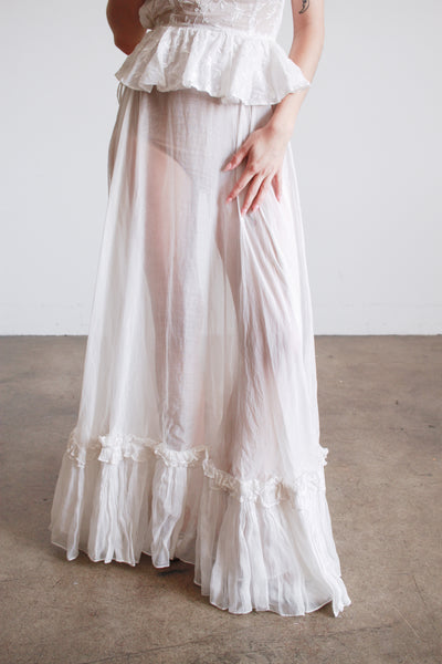 1930s White Cotton Batiste Ruffle Embroidered Blossom Dress