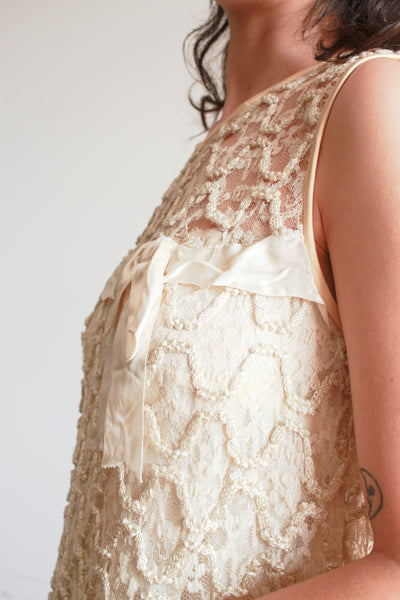1950s Ecru Lace Bow Shift Dress