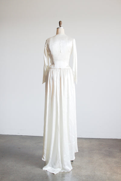 1940s Pearl White Satin Long Sleeve Gown