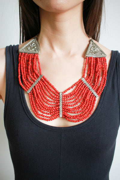 1970s Coral Beaded Bib Necklace
