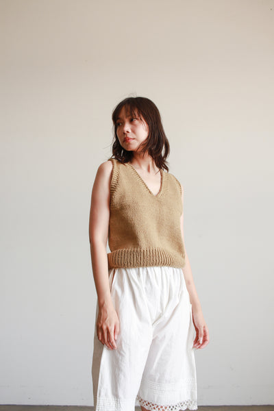 1970s Beige Knit Sweater Vest