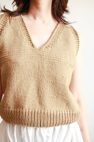 1970s Beige Knit Sweater Vest