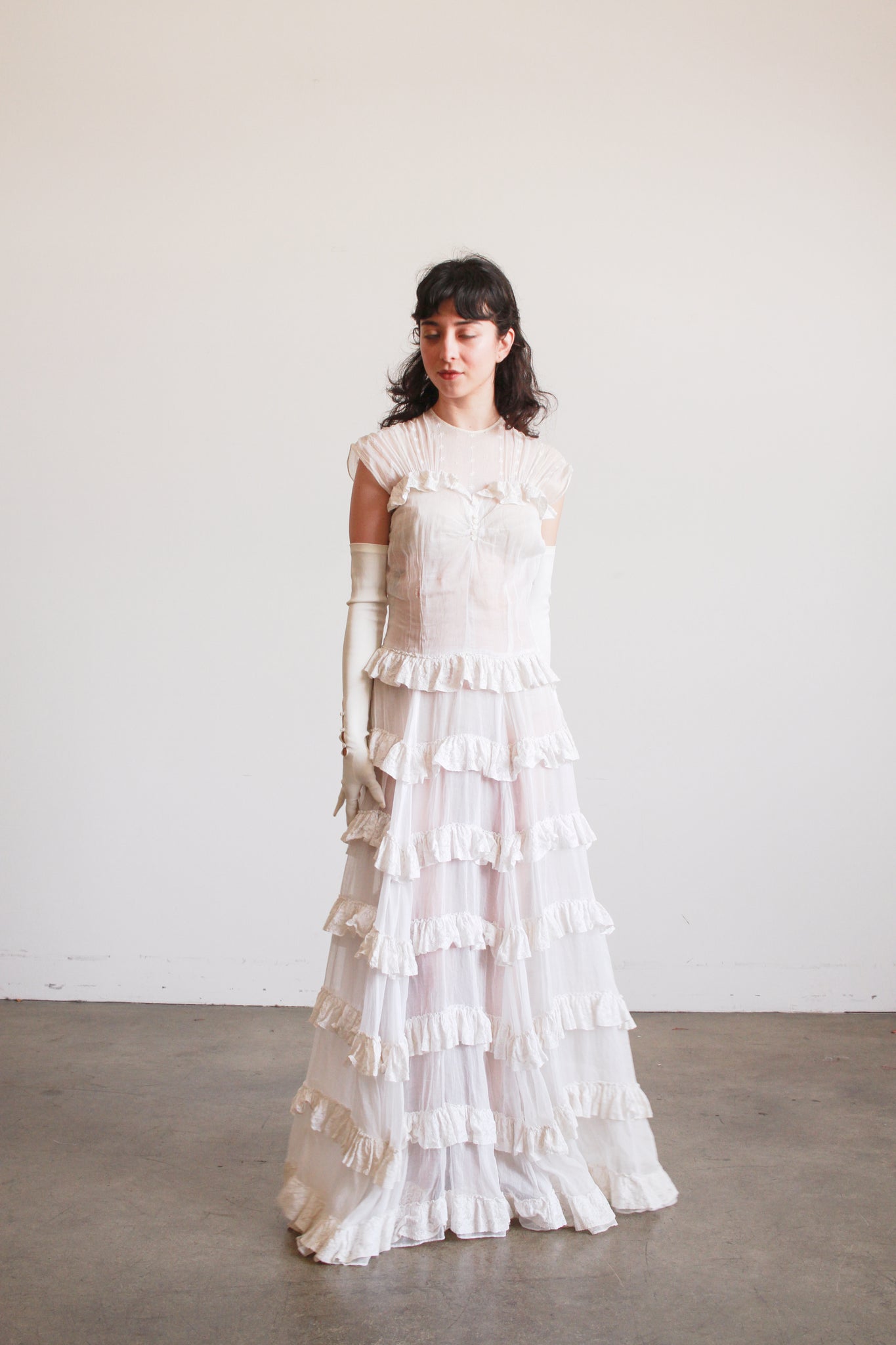 1930s White Cotton Voile Tiered Lace Ruffle Dress Blossom Vintage 1930s White Cotton Voile Tiered Lace Ruffle Dress Blossom Vintage