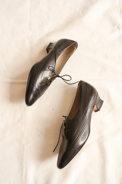 1980s Black Leather Lace Up Oxfords | Size 7.5