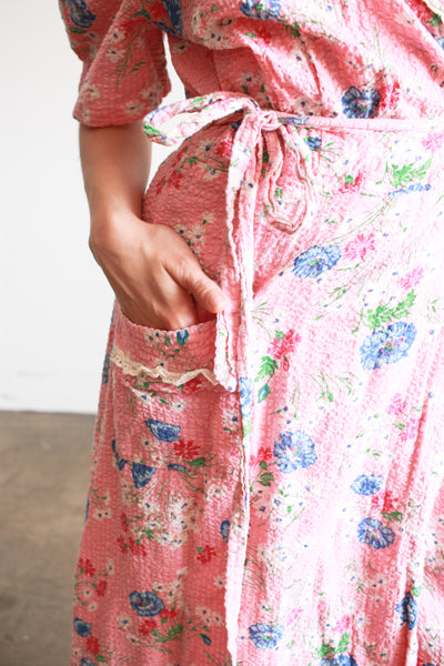 1940s Pink Floral Seersucker Wrap Dress