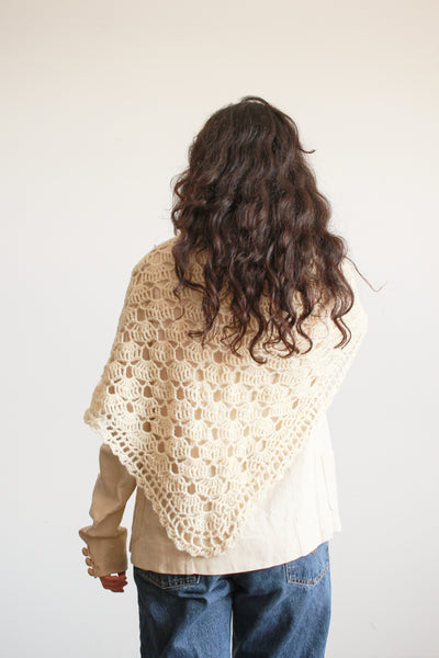 1980s Cream Knitted Shawl