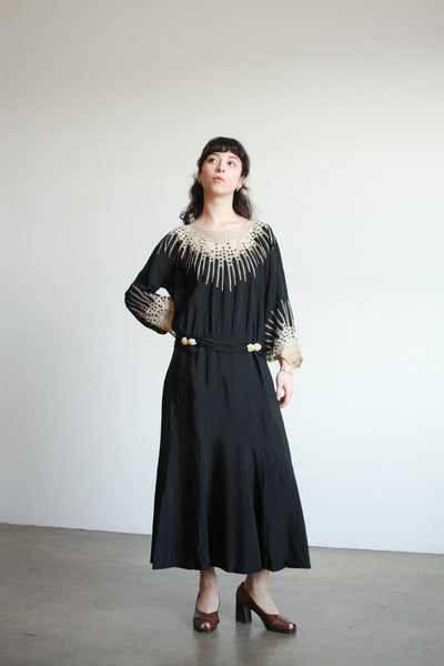 1920s drop waist dress plus size Queendancer Women Plus Size 1920s Gatsby Dress Apricot Sequin Fringes Vintage Dress queendancer
