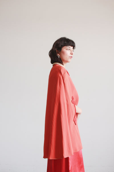 1940s Persimmon Crepe Capelet