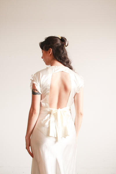 1930s Ivory Scalloped Short Sleeve Bias Dress