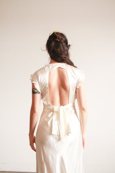 1930s Ivory Scalloped Short Sleeve Bias Dress
