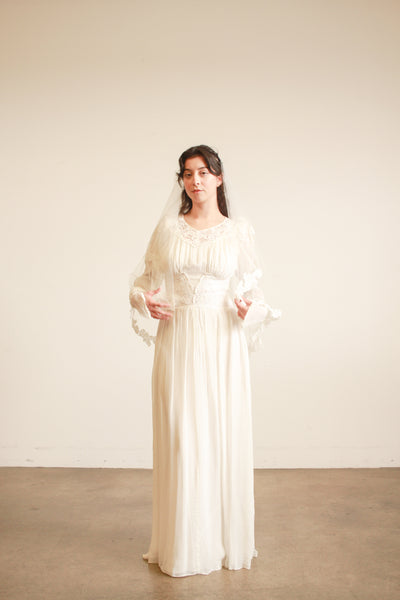 1940s White Sheer Rayon Lace Long Sleeve Dress