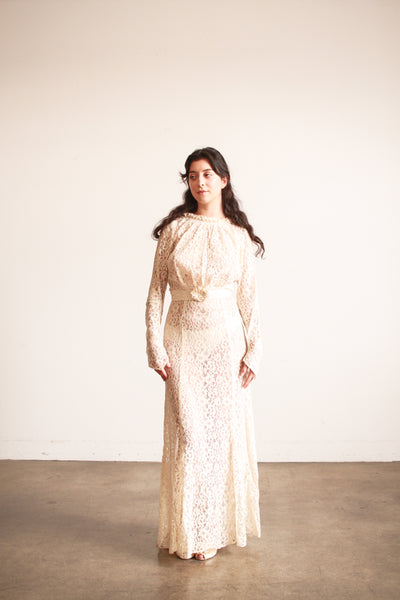 1930s Ivory Lace Long Sleeve Gown