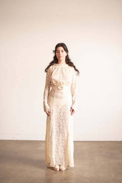 1930s Ivory Lace Long Sleeve Gown