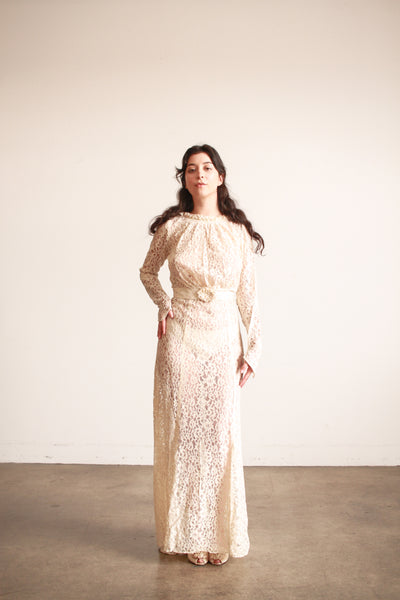 1930s Ivory Lace Long Sleeve Gown
