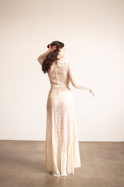 1930s Ivory Lace Long Sleeve Gown
