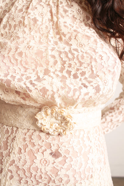 1930s Ivory Lace Long Sleeve Gown