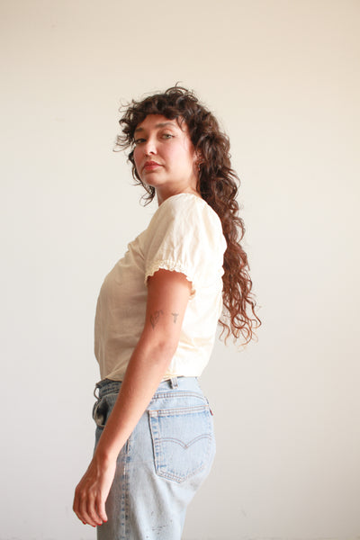 1950s Cream Cotton Eyelet Trim Puff Sleeve Blouse