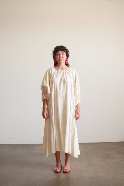 1940s Cream Cotton Pleated Balloon Sleeve Dress