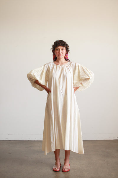 1940s Cream Cotton Pleated Balloon Sleeve Dress