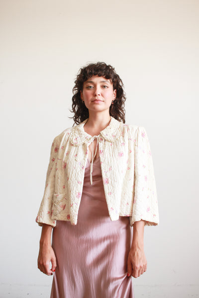 1940s Cream Floral Print Quilted Bed Jacket