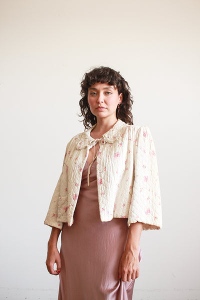1940s Cream Floral Print Quilted Bed Jacket