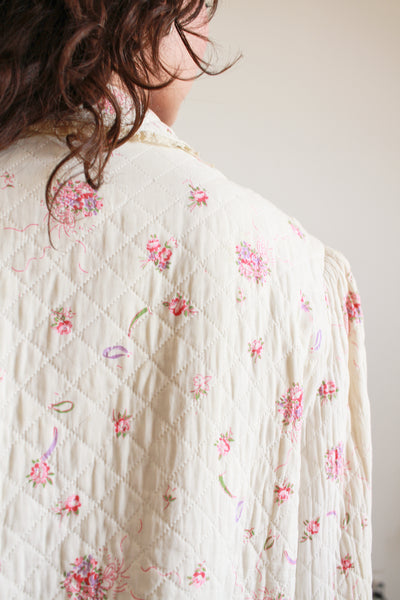 1940s Cream Floral Print Quilted Bed Jacket