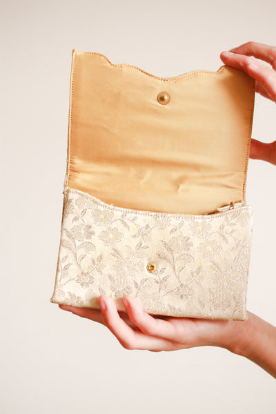 1960s Silver Floral Embroidered Clutch Bag