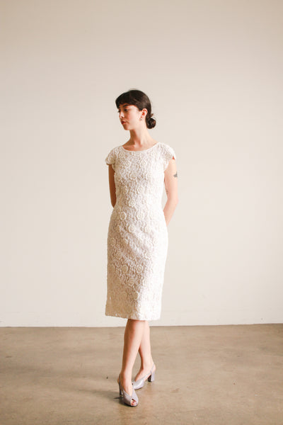 1950s White Beaded Cap Sleeve Dress