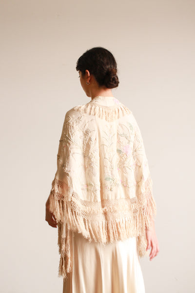 1920s Ecru Pastel Embroidered Fringe Capelet