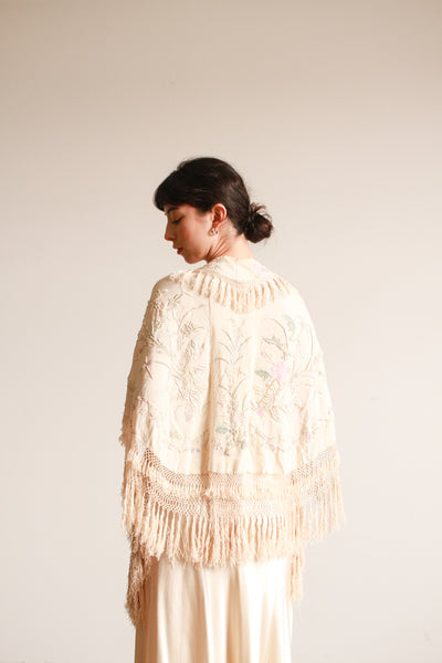 1920s Ecru Pastel Embroidered Fringe Capelet