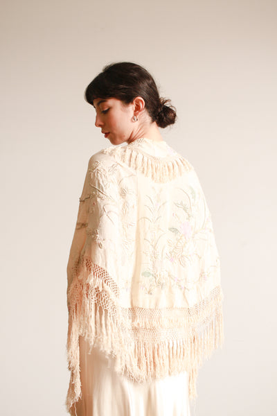 1920s Ecru Pastel Embroidered Fringe Capelet