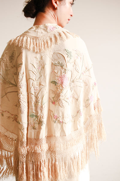 1920s Ecru Pastel Embroidered Fringe Capelet