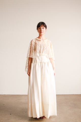 1950s Cream Lace Overlay Cape