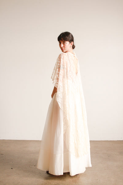 1950s Cream Lace Overlay Cape