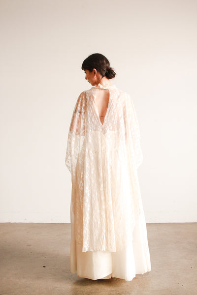 1950s Cream Lace Overlay Cape