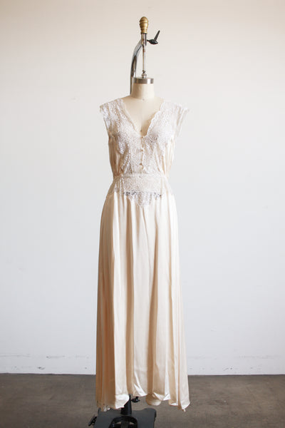 1990s Kristine Presenza Cream Silk Lace Panel Nightgown