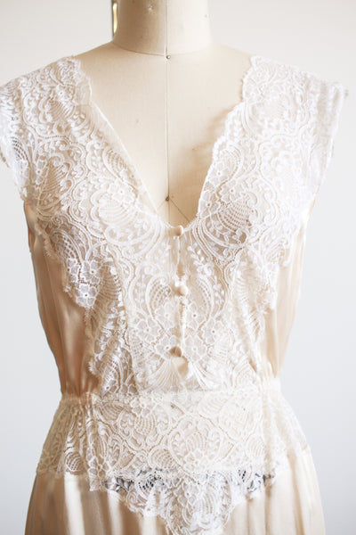 1990s Kristine Presenza Cream Silk Lace Panel Nightgown