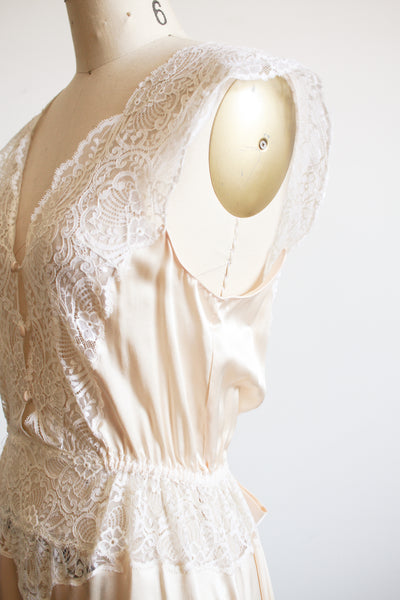 1990s Kristine Presenza Cream Silk Lace Panel Nightgown