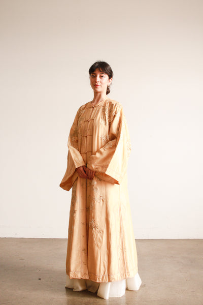 1920s Apricot Floral Motif Embroidered Silk Robe