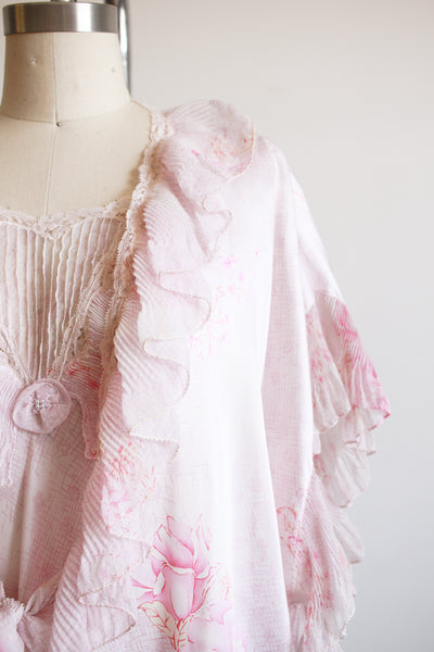 1990s Pink Grid Floral Print Nightgown Set