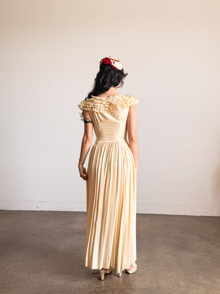 1940s Buttercream Eyelet Ruffled Cotton Dress