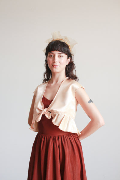 1940s Seashell Pink Ruffle Bolero