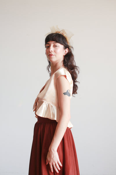 1940s Seashell Pink Ruffle Bolero