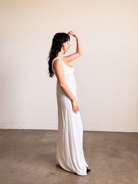 1950s White Grecian Empire Textured Sleeveless Dress
