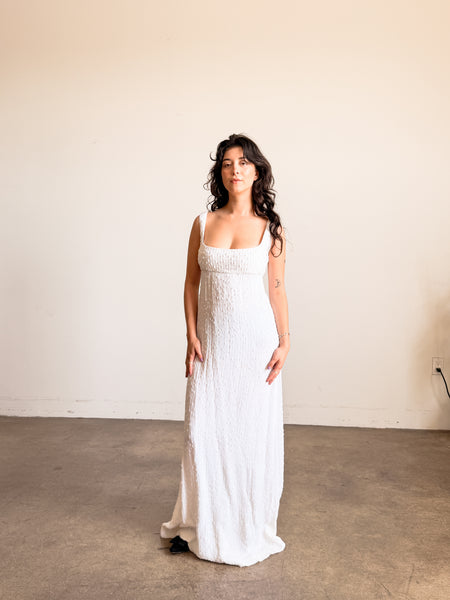 1950s White Grecian Empire Textured Sleeveless Dress