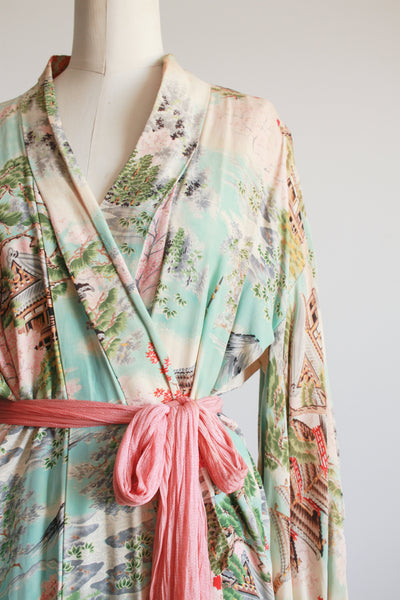 1940s Mint Silk Crepe Japanese Motif Kimono
