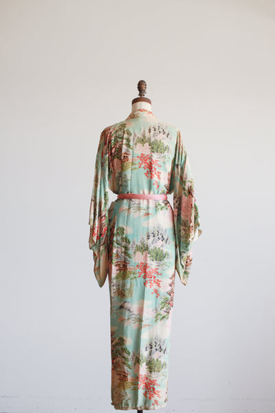 1940s Mint Silk Crepe Japanese Motif Kimono